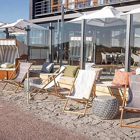 Strandgut 3*